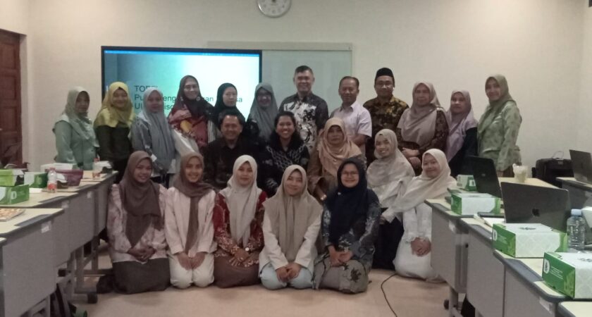 PPB UIN Walisongo Gelar Workshop Strategi Pengajaran TOEFL dan Luncurkan Aplikasi Latihan Soal Lengkap dengan Pembahasan Jawaban